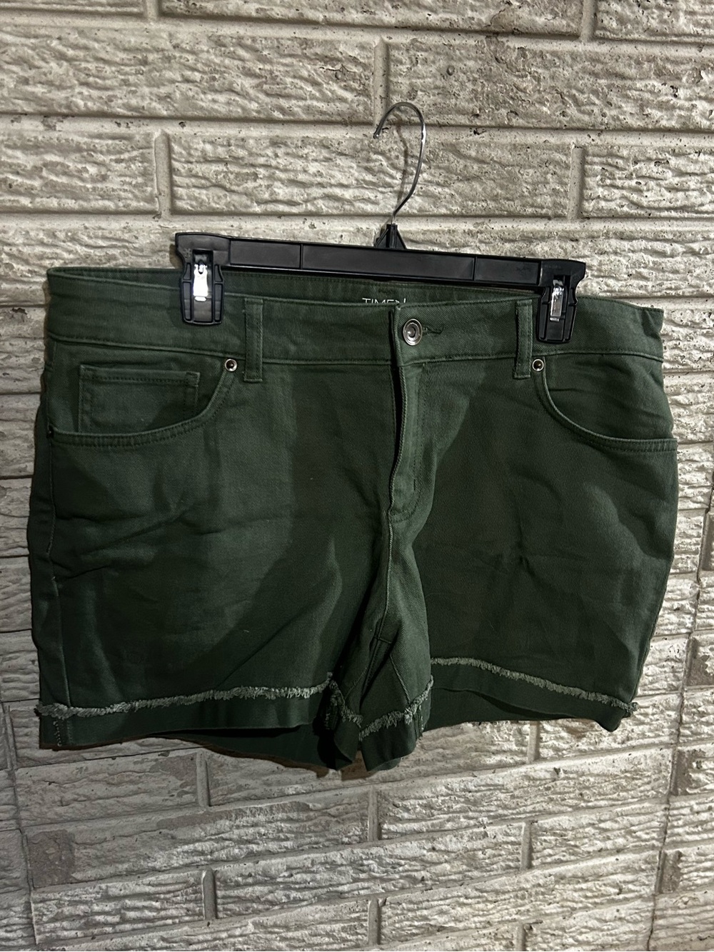Green High-Rise Frayed Hem Women's Shorts 4 inch Inseam Size 14